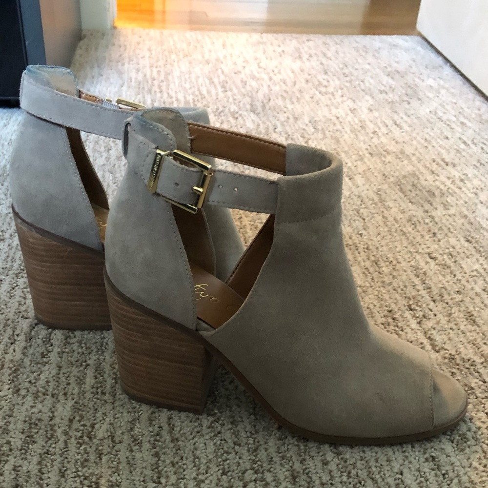 Heeled Suede Booties